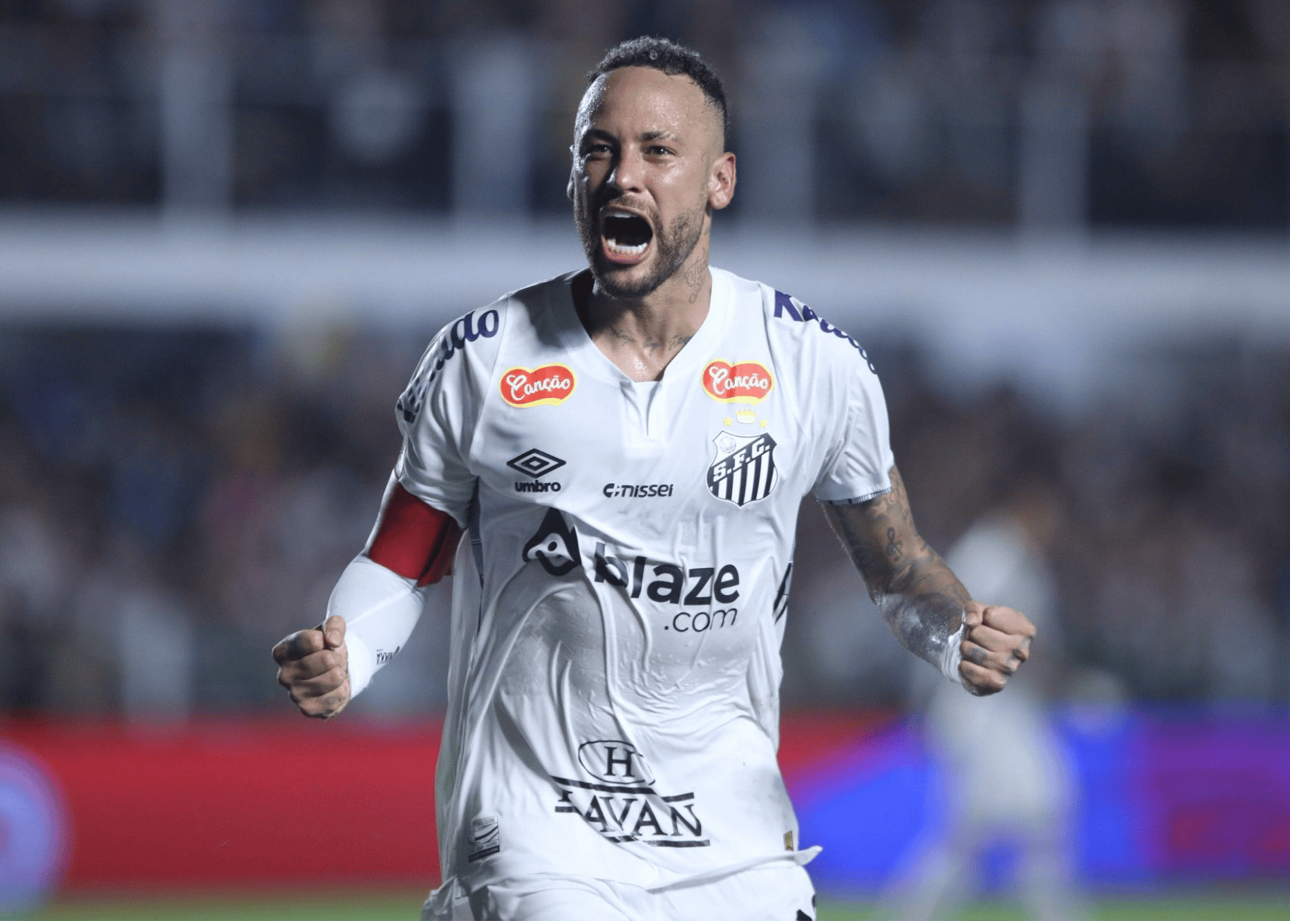 开云-内马尔迎来五赛季出色发挥，公牛观众热烈欢呼！观众掌声雷动-开云