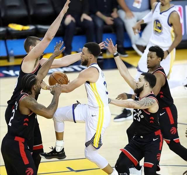 开云中国-勇士球员公开质疑裁判判罚尺度,引争议,空间以上项目一种.-开云中国