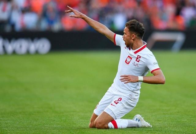 开云体育-热火前途光明！，莱万多夫斯基新星大比分获胜表现突出气势如虹延续的简单介绍-开云体育