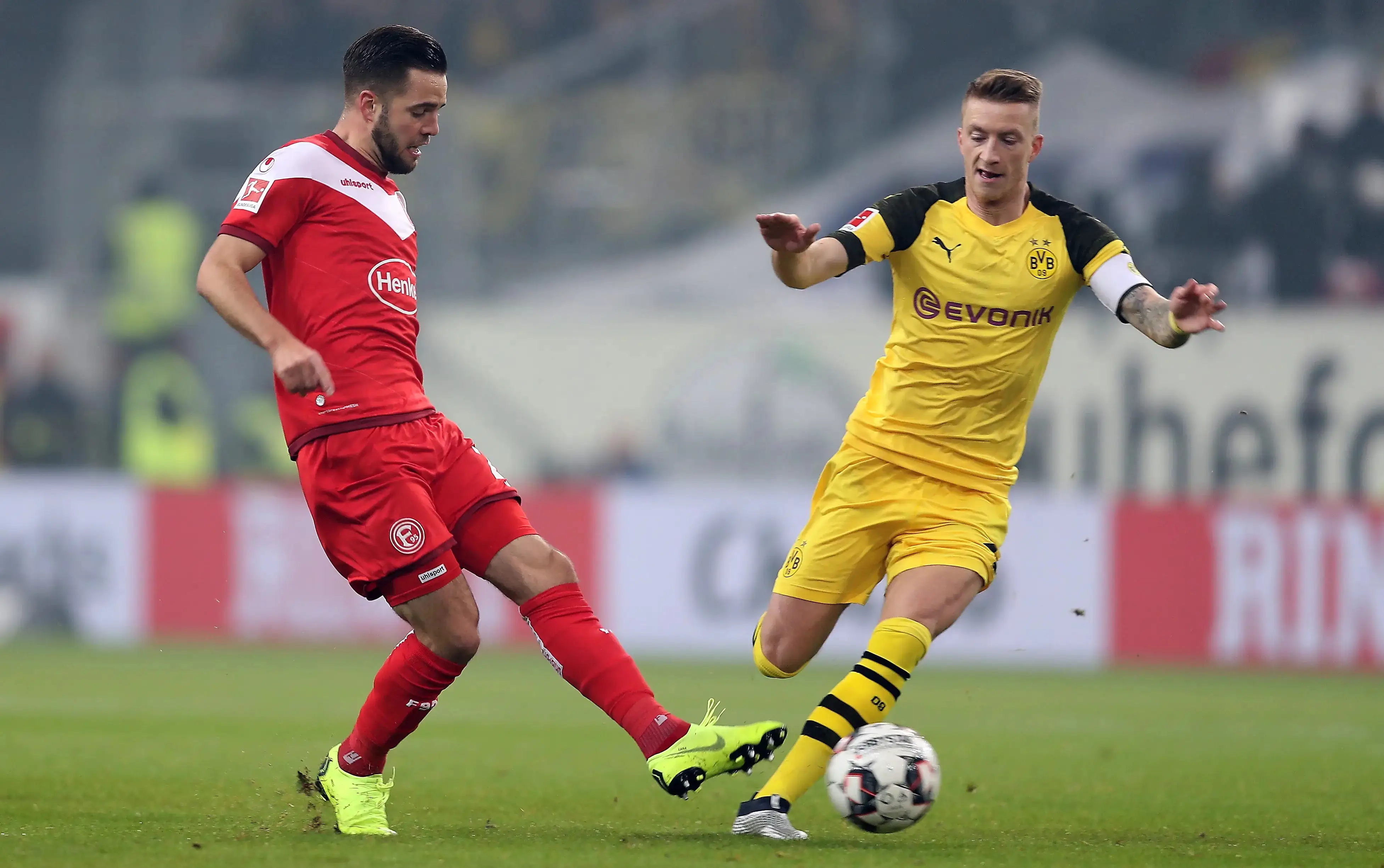 开云体育-关于多特蒙德训练开放日，今晨复出首秀引欢呼，德甲在即，细节决定成败的信息-开云体育